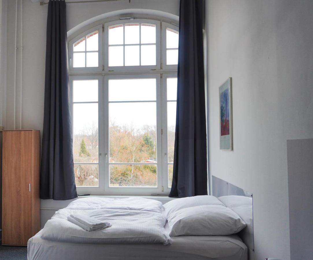 Motel Home Wittenau Berlin Exterior photo